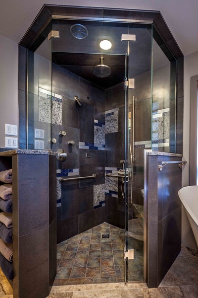 Showers Gallery project photo 14