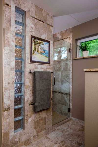 Showers Gallery project photo 11