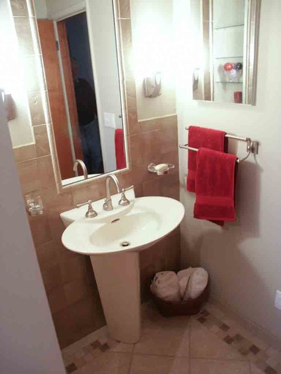 Transitional Baths Gallery project photo 24