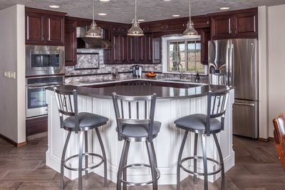 Traditional Wood Finishes Gallery project photo 14