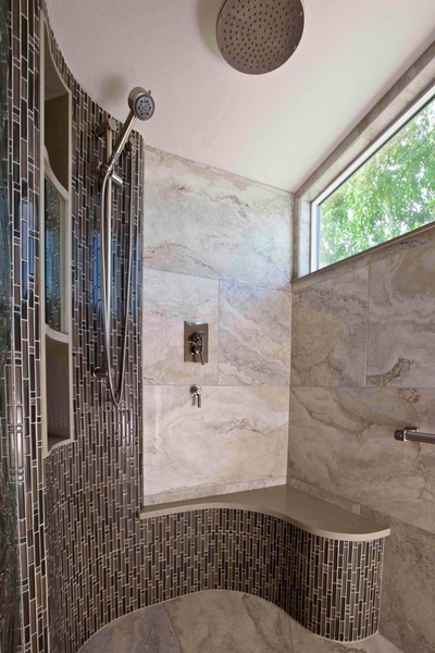 Showers Gallery project photo 32