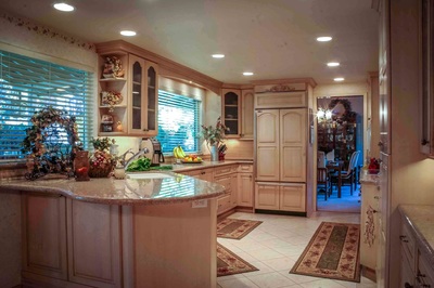 Traditional Wood Finishes Gallery project photo 32