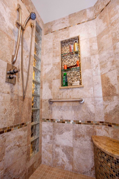 Showers Gallery project photo 10