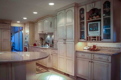 Traditional Wood Finishes Gallery project photo 31