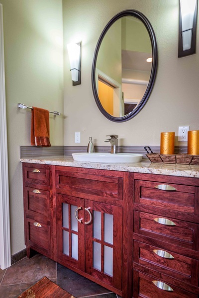 Bath Vanities and Storage Gallery project photo 12