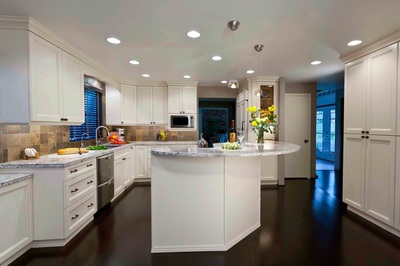 Transitional Painted Gallery project photo 25