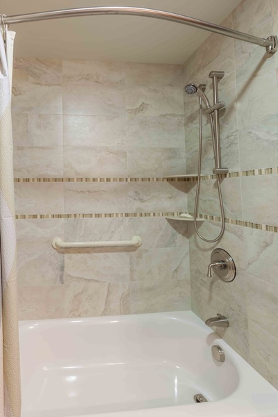 Showers Gallery project photo 39