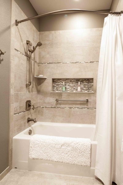 Showers Gallery project photo 44