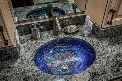 Bath Vanities and Storage Gallery project photo 4
