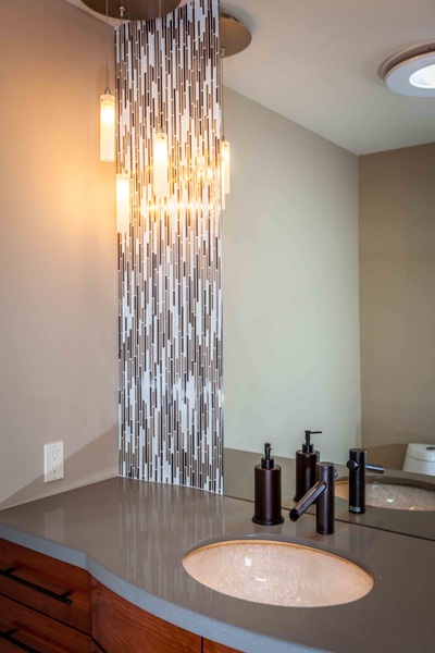 Bath Vanities and Storage Gallery project photo 15