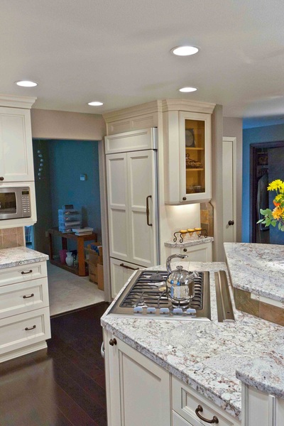 Transitional Painted Gallery project photo 26