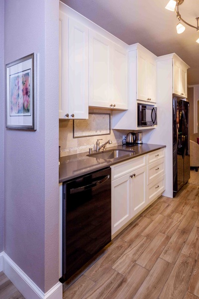 Transitional Painted Gallery project photo 21