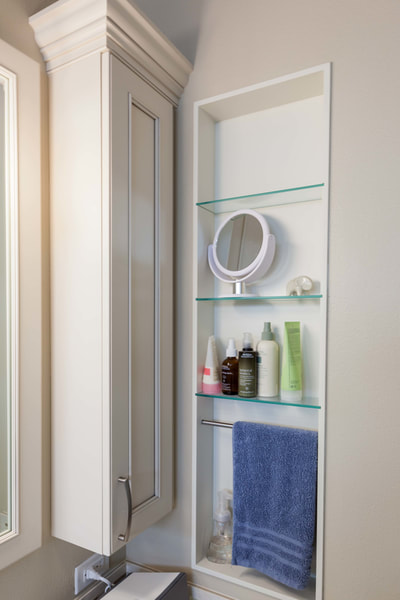 Bath Vanities and Storage Gallery project photo 25