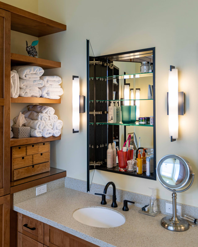 Transitional Baths Gallery project photo 50