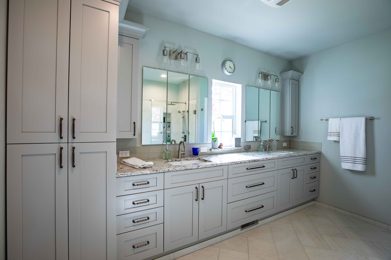 Transitional Baths Gallery project photo 12