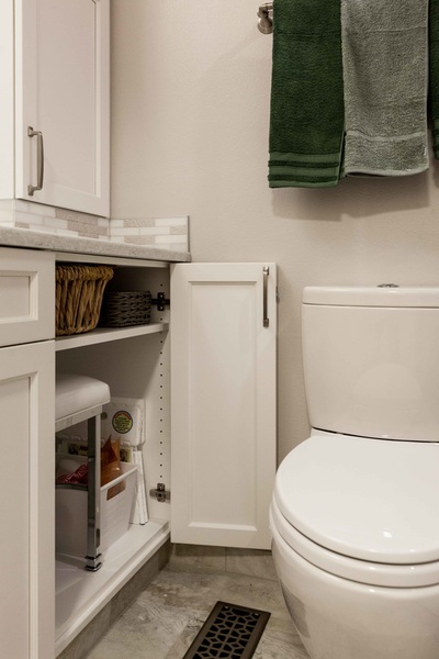 Bath Vanities and Storage Gallery project photo 21