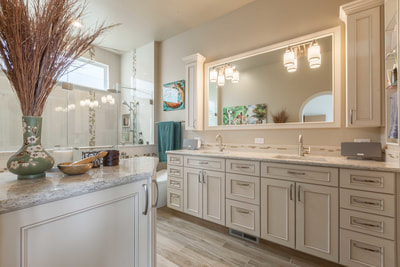 Bath Vanities and Storage Gallery project photo 29
