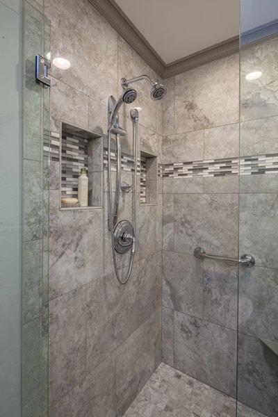Showers Gallery project photo 31