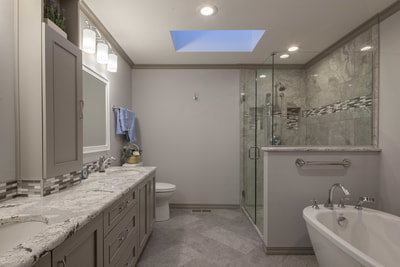 Transitional Baths Gallery project photo 15