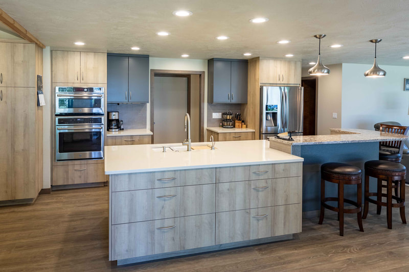 Contemporary Wood Finishes Gallery project photo 32