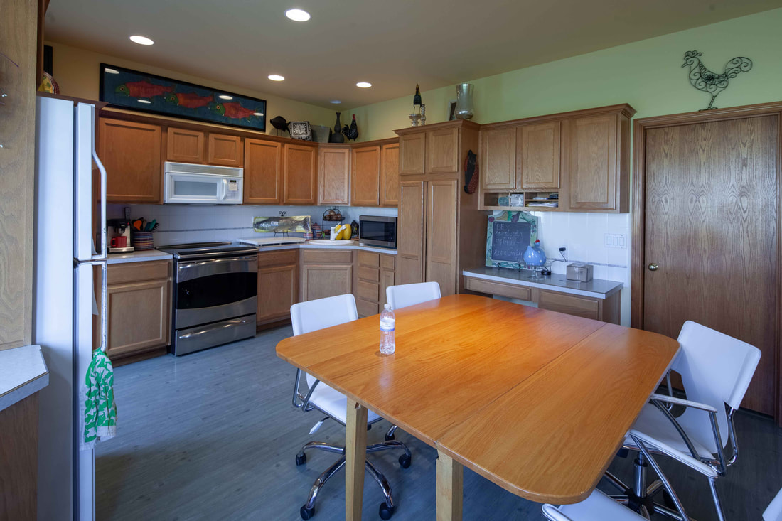 Goodbye, Honey Oak before photo 3